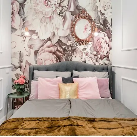 Vogue Near By Wenceslas Square Appartement *